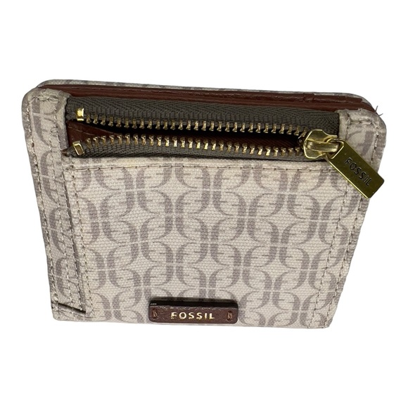 EUC Fossil Women's Bifold Wallet Tan Brown Taupe Snap Closure - Picture 11 of 15